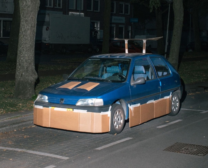 cardboard-car-customizing-pimping-max-siedentopf-netherlands-3