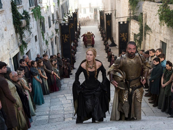 fan-visit-real-life-game-of-thrones-filming-locations-asta-skujyte-razmiene-8