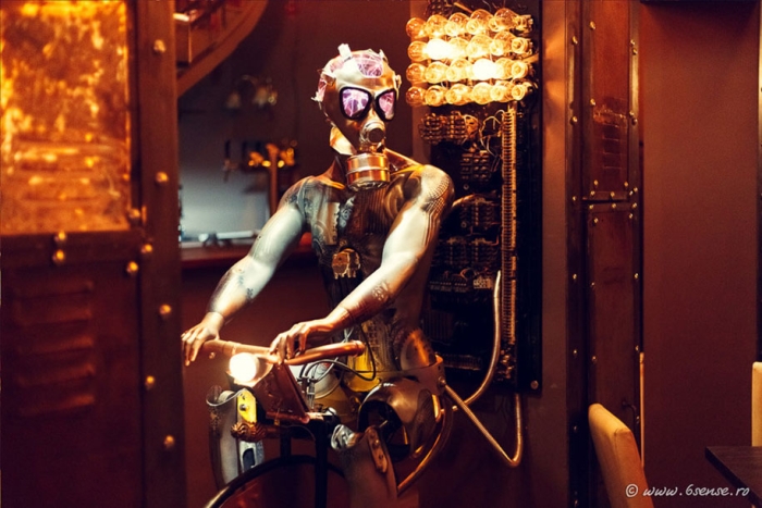 kinetick-steampunk-bar-enigma-cafe-alexandru-tohotan-zoltan-zelenyak-romania-2