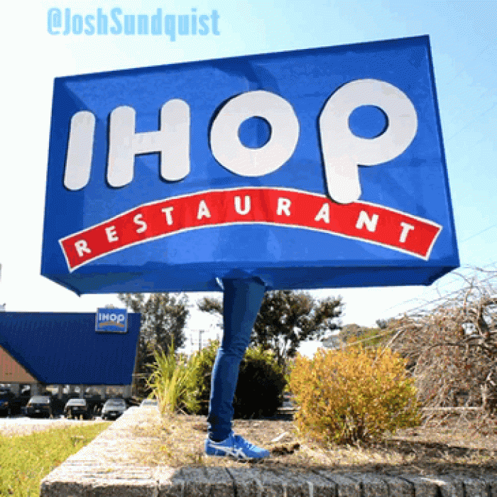 ihop-one-leg-amputee-haloween-costume-idea-josh-sundquist-1