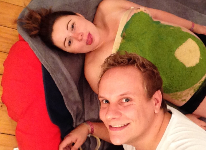 pregnancy-baby-announcement-belly-painting-photos-simon-schaffrath-7