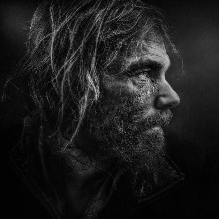 black-white-homeless-portraits-lee-jeffries-13