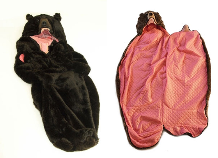 dark-bear-sleeping-bag-eiko-ishizawa-4