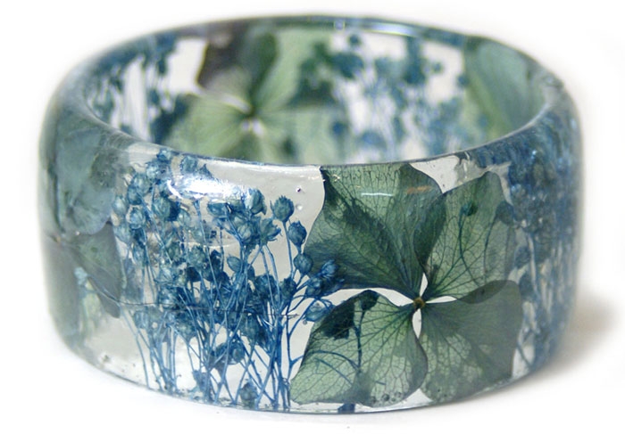 plant-flower-resin-bracelet-bangles-modern-flower-child-sarah-5