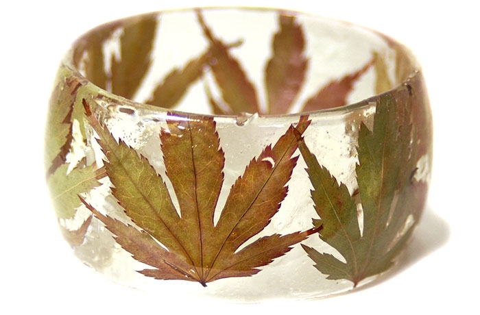 plant-flower-resin-bracelet-bangles-modern-flower-child-sarah-9