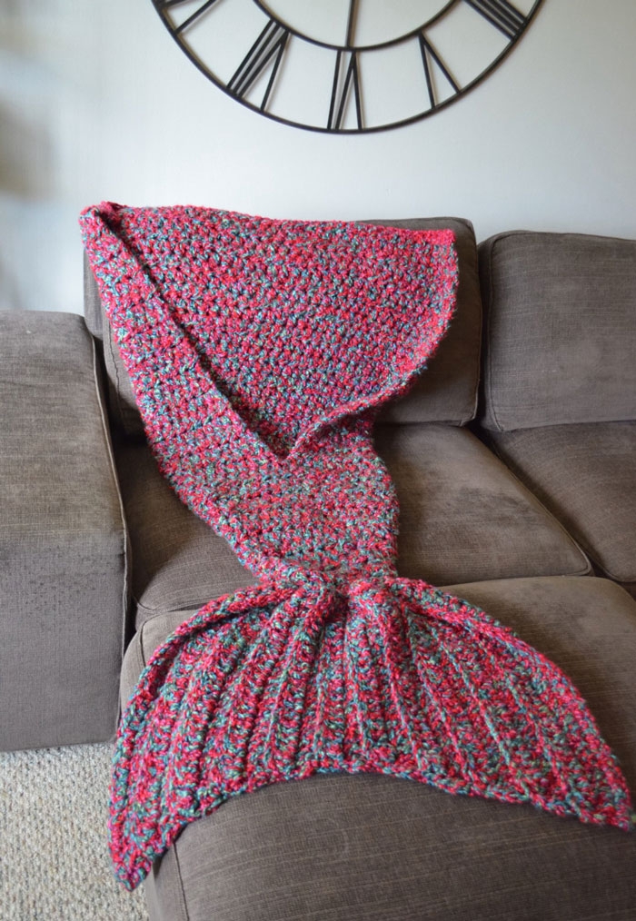 knitted-mermaid-tail-melanie-campbell-cassjamesdesigns-2