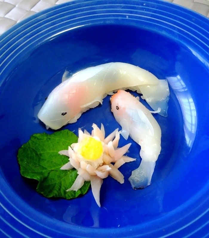 real-life-swimming-koi-sushi-tutorial-junskitchen-5