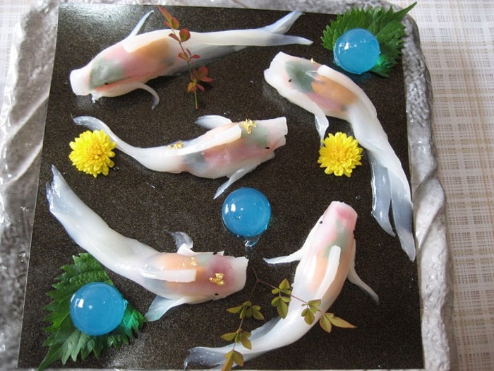 real-life-swimming-koi-sushi-tutorial-junskitchen-11