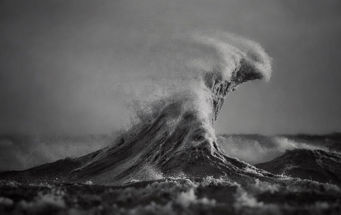 large-scary-waves-ocean-lake-erie-dave-sandford-13