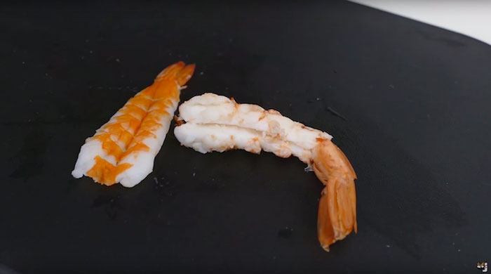 real-life-swimming-koi-sushi-tutorial-junskitchen-13