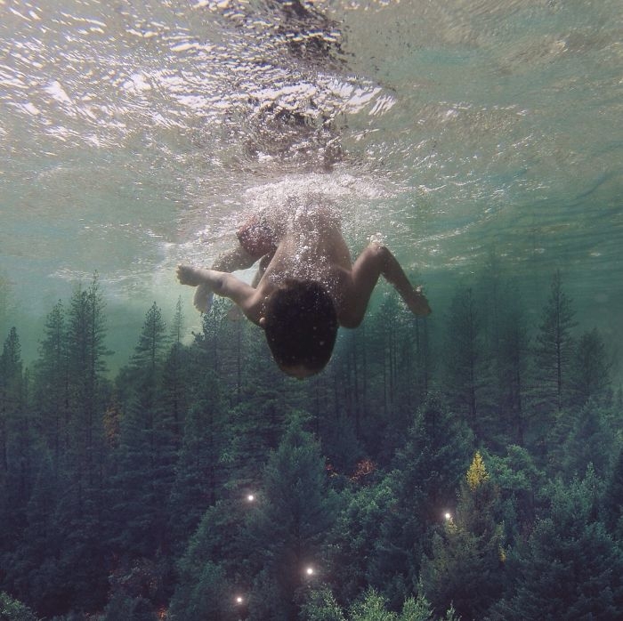 surreal-iphone-edits-photos-charlie-davoli-1