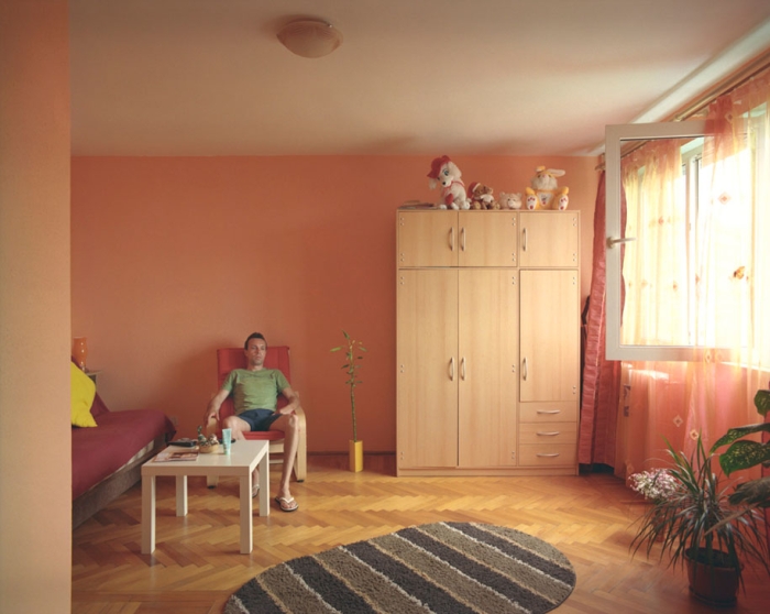 ten-floors-identical-apartments-neighbors-bogdan-girbovan-romania-4