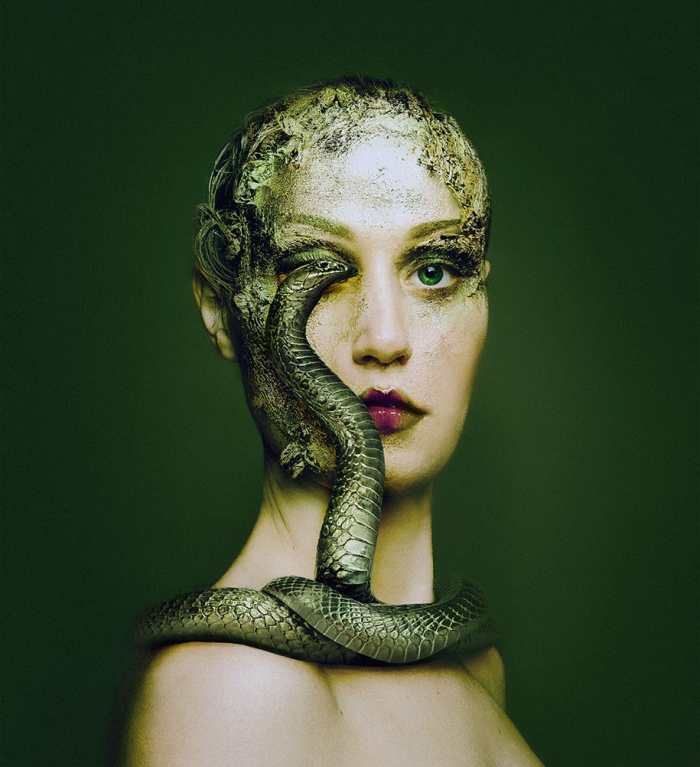 animal-human-self-portraits-animeyes-flora-borsi-3