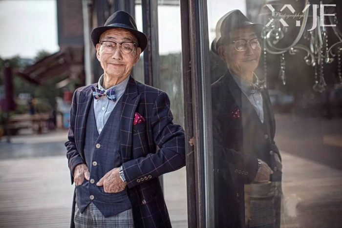 grandfather-farmer-fashion-transformation-grandson-xiaoyejiexi-photography-5