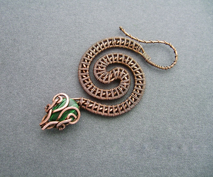 wire-wrapping-jewelry-self-taught-artist-anastasiya-ivanova-russia-1