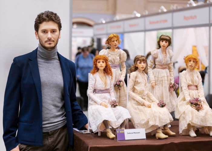 hyper-realistic-dolls-michael-zajkov-1