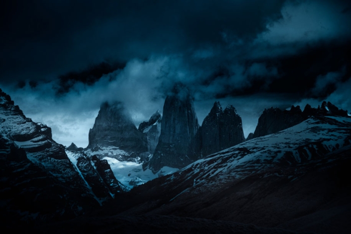 edge-world-nature-mountains-grasslands-patagonia-andy-lee-3