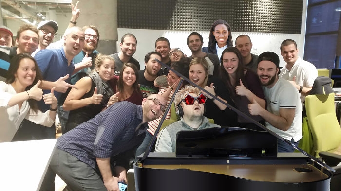guy-sleep-at-work-sleeping-office-prank-photoshop-theorangeduke-13