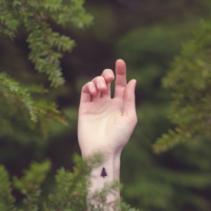 minimalist-tattoo-ideas-inspiration-4