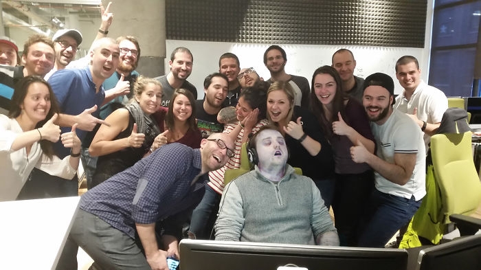 guy-sleep-at-work-sleeping-office-prank-photoshop-theorangeduke-6