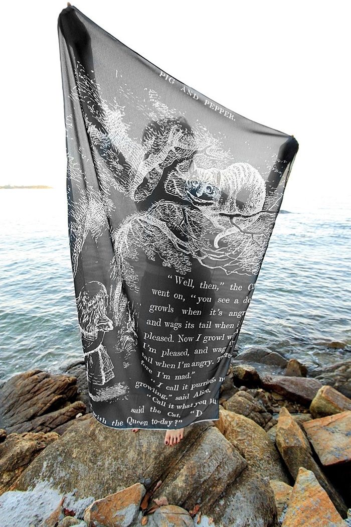 cover-text-art-book-lover-scarf-freshcomfy-pimolpan-thailand-23