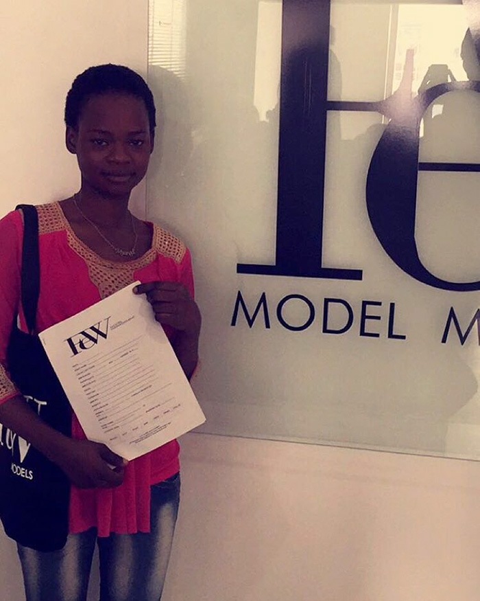 nigerian-bread-seller-modeling-contract-photobomb-olajumoke-orisaguna-7