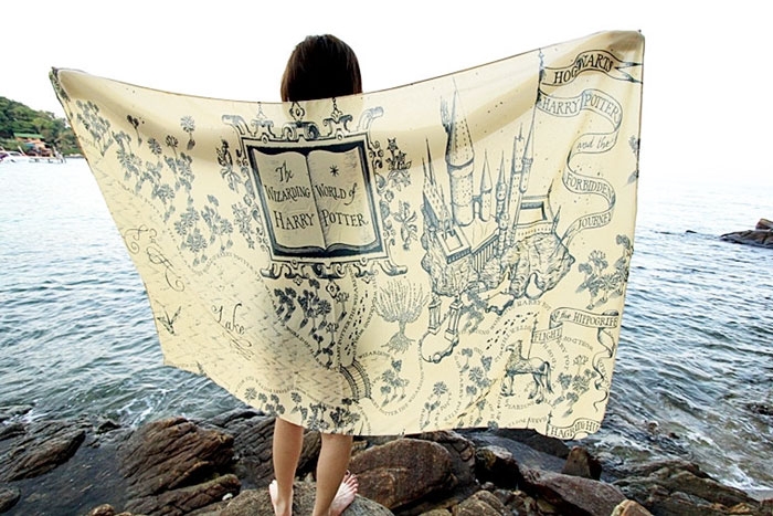 cover-text-art-book-lover-scarf-freshcomfy-pimolpan-thailand-13
