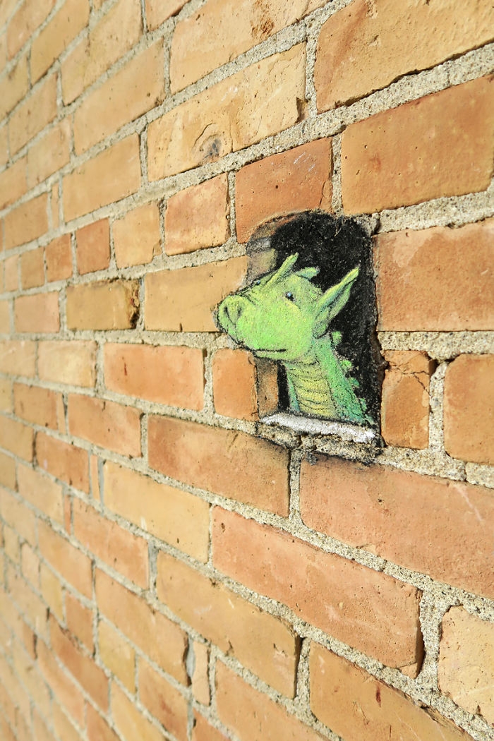 adorable-chalk-drawn-creatures-sidewalk-david-zinn-23