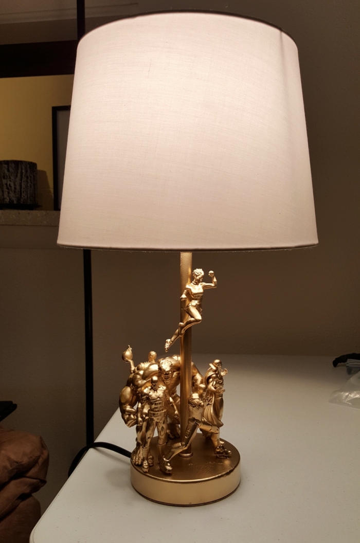 diy-superhero-action-figures-lamp-3