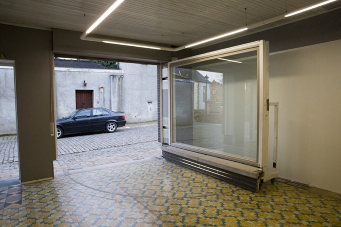 guy-outsmarts-city-counsel-garage-eric-vekeman-1