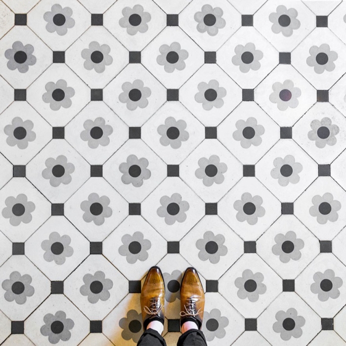 culture-under-foot-colorful-tiles-barcelona-13-2