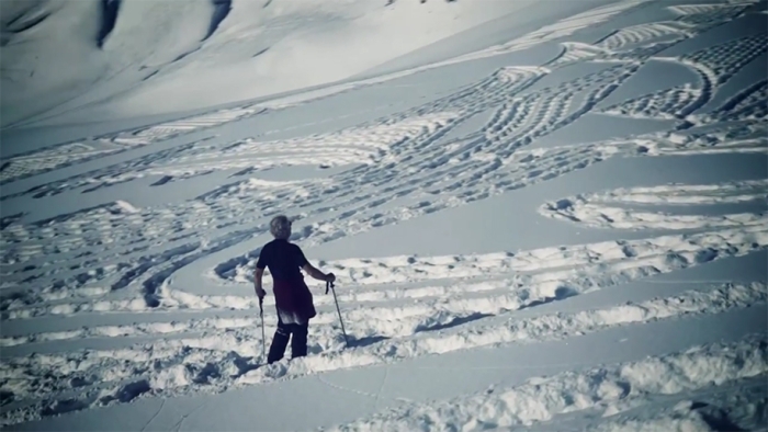 game-of-thrones-snow-drawings-french-alps-15