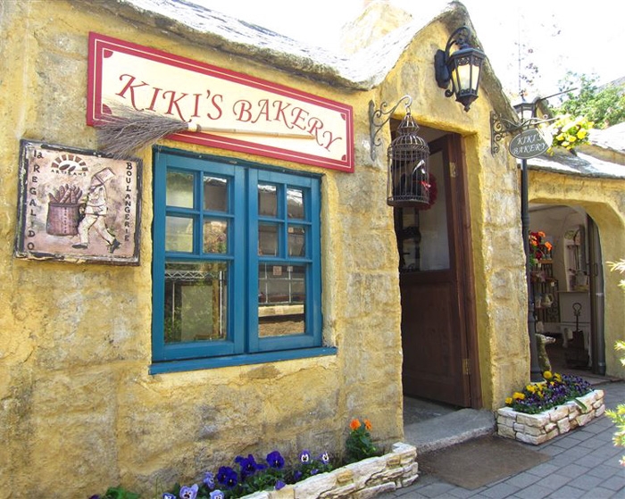 kiki-ghibli-anime-bakery-yufuin-floral-village-japan-2