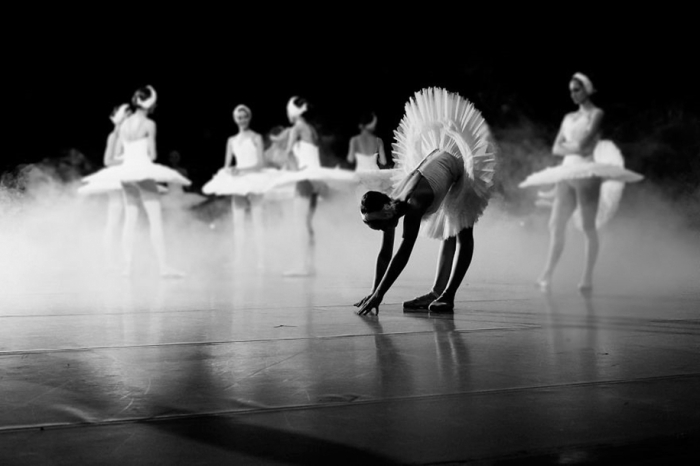 behind-stage-russian-ballet-dancers-photographer-darian-volkova-3