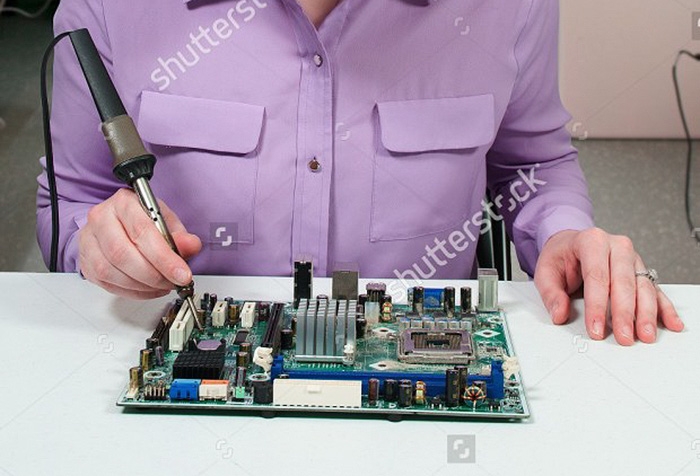 soldering-iron-fail-stock-image-bob-byron-1