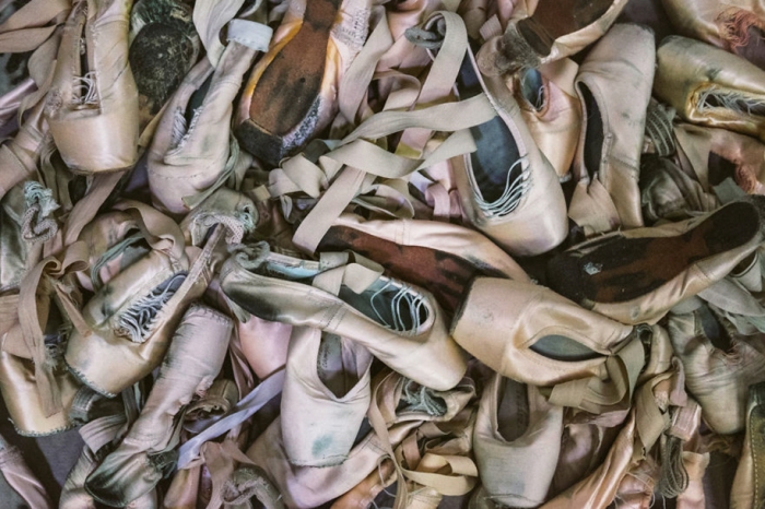behind-stage-russian-ballet-dancers-photographer-darian-volkova-5