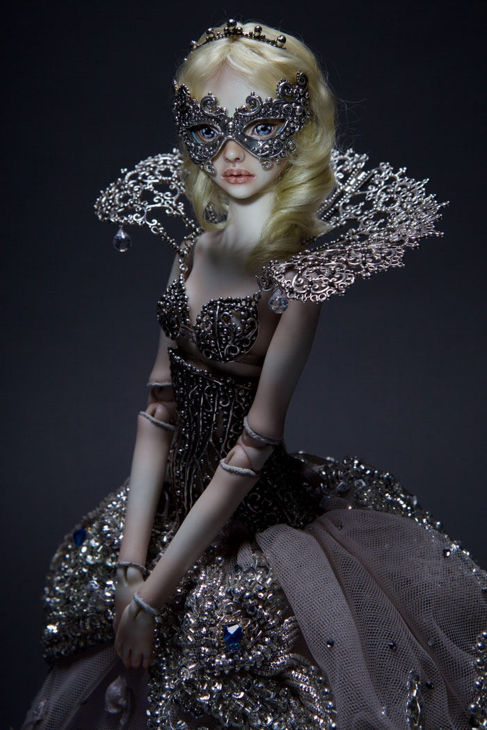 enchanted-sad-porcelain-dolls-marina-bychkova-16