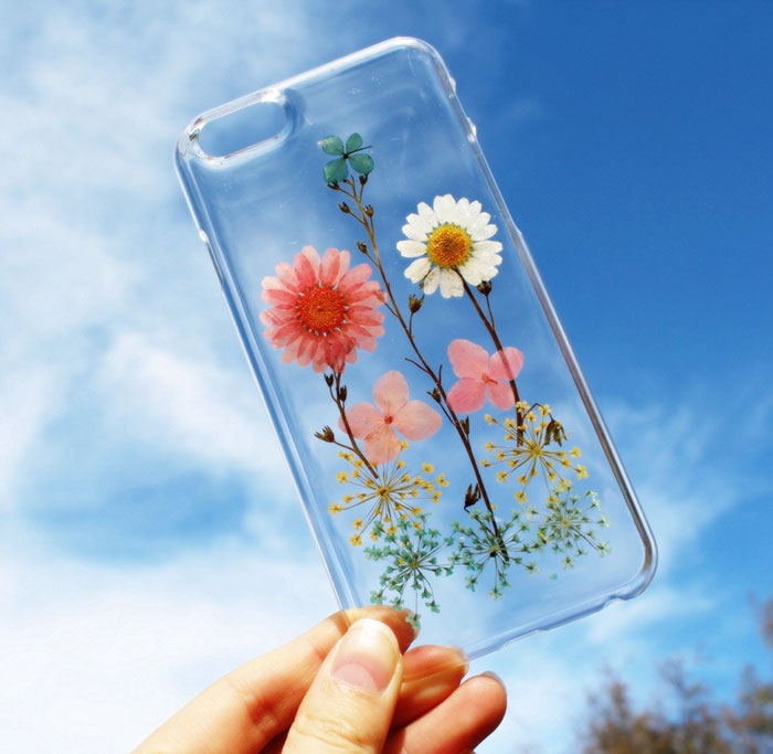 phone-cases-with-real-flowers-house-of-blings-4