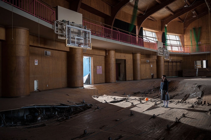 fukushima-after-nuclear-disaster-contamination-zone-ghost-town-carlos-ayest-14