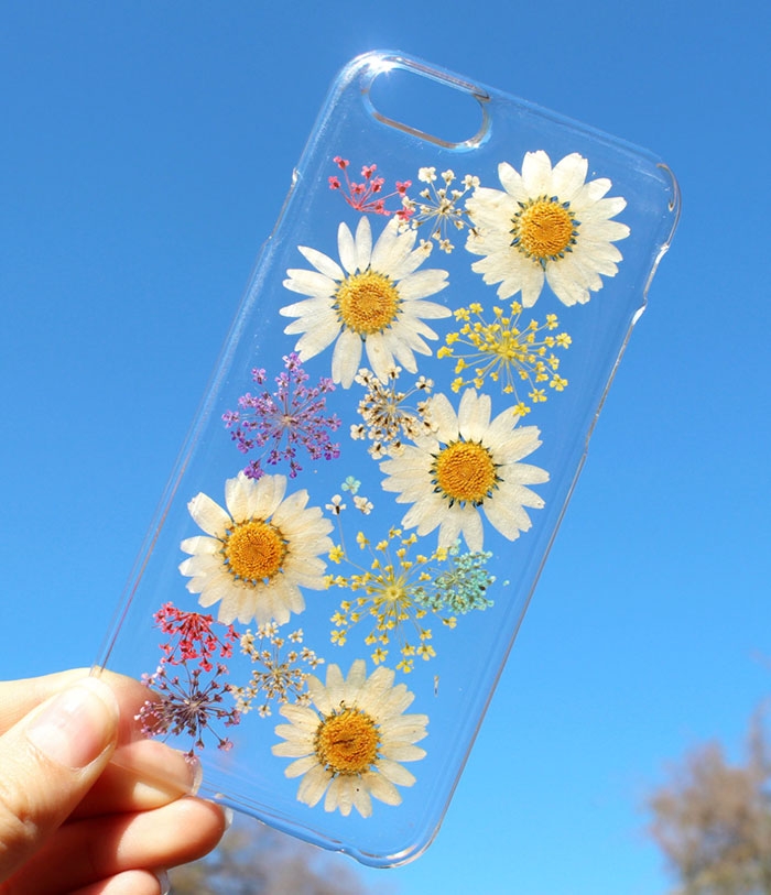 phone-cases-with-real-flowers-house-of-blings-2