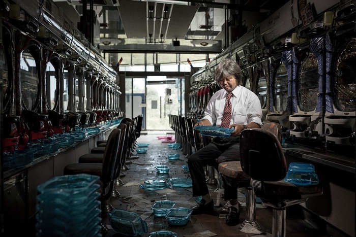fukushima-after-nuclear-disaster-contamination-zone-ghost-town-carlos-ayest-8