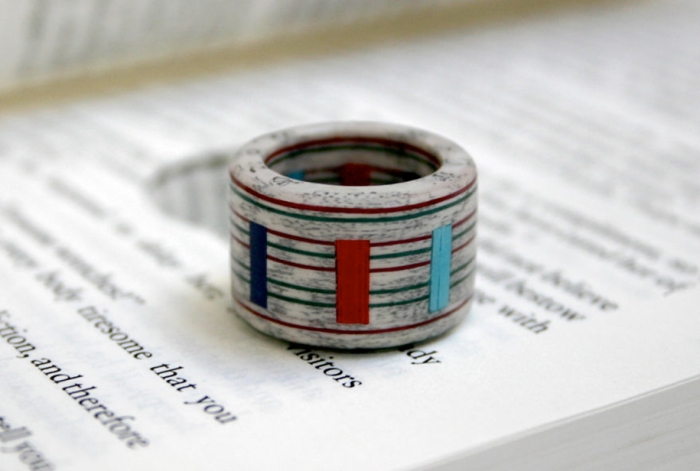 ewelry-made-of-vintage-books-london-jeremy-may12