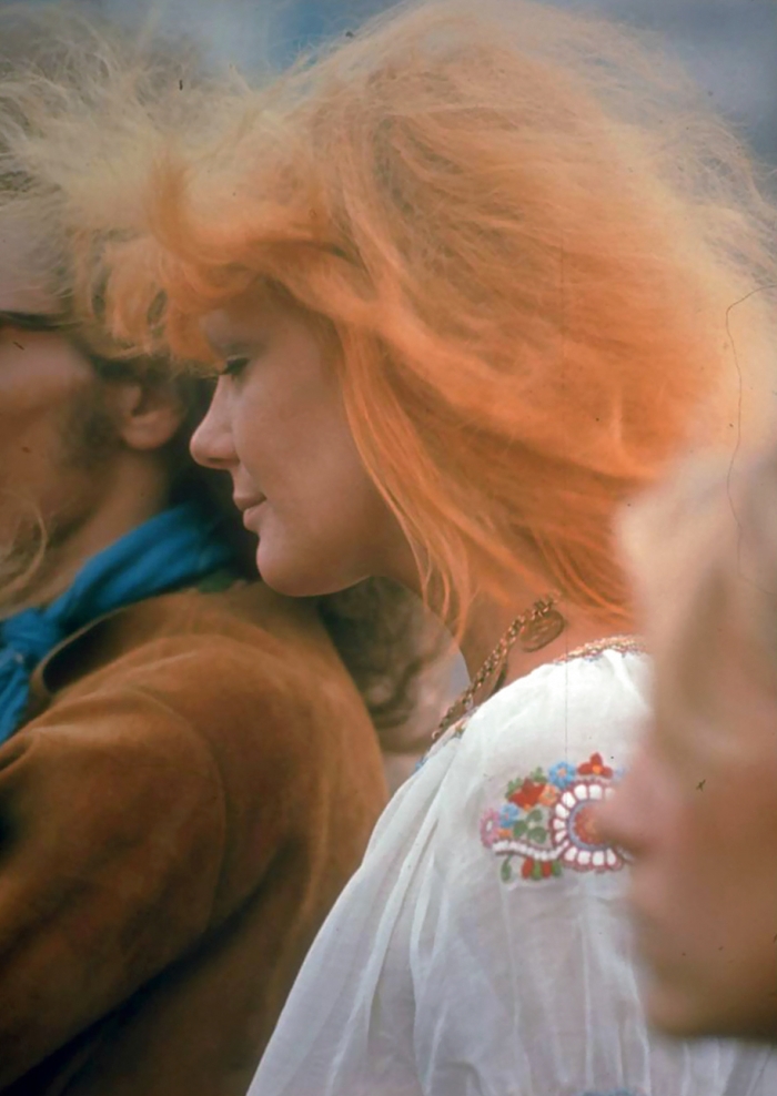 women-fashion-of-60s-woodstock-1969-4