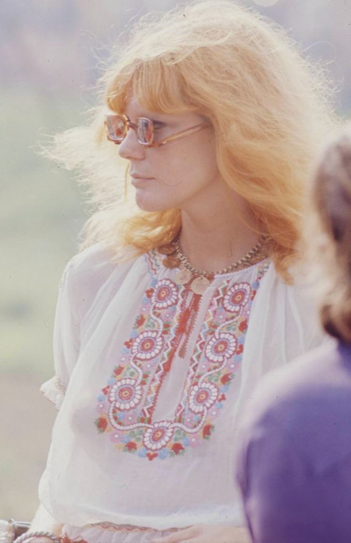 women-fashion-of-60s-woodstock-1969-3