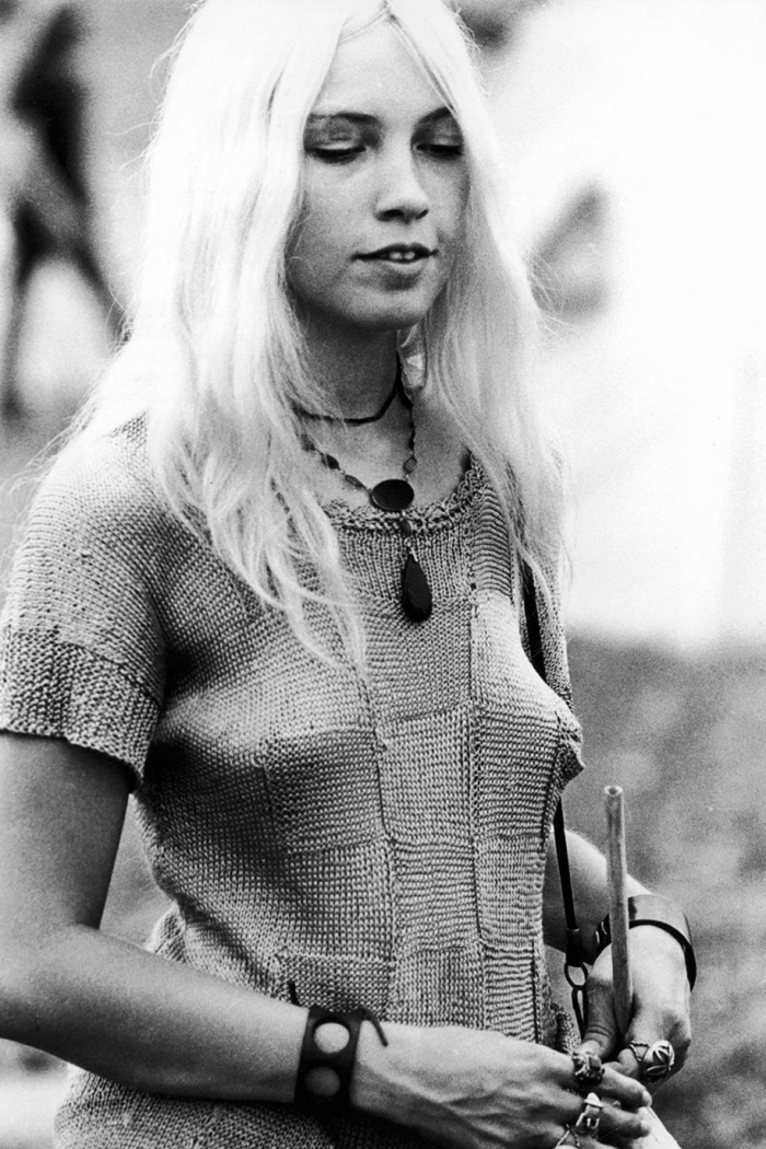 women-fashion-of-60s-woodstock-1969-8