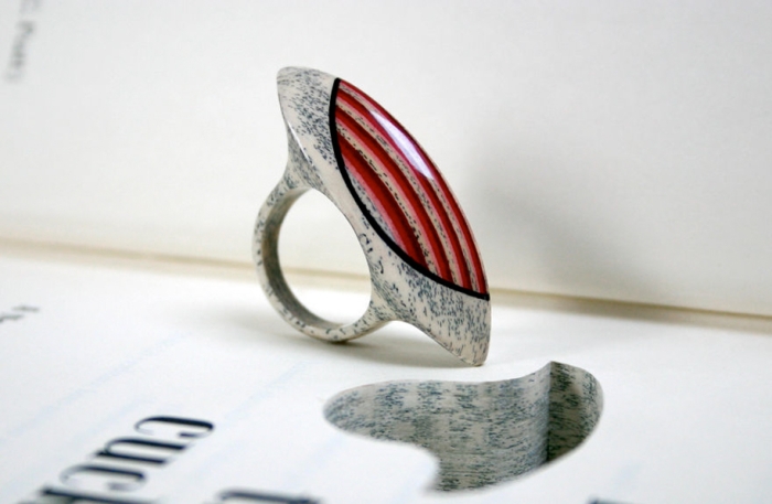 ewelry-made-of-vintage-books-london-jeremy-may6