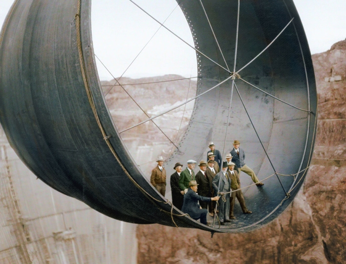 colorized-historic-photos-landmarks-under-construction-jordan-lloyd-dynamichrome-3