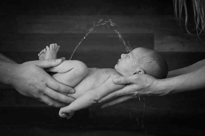 family-newborn-baby-photography-fails-13