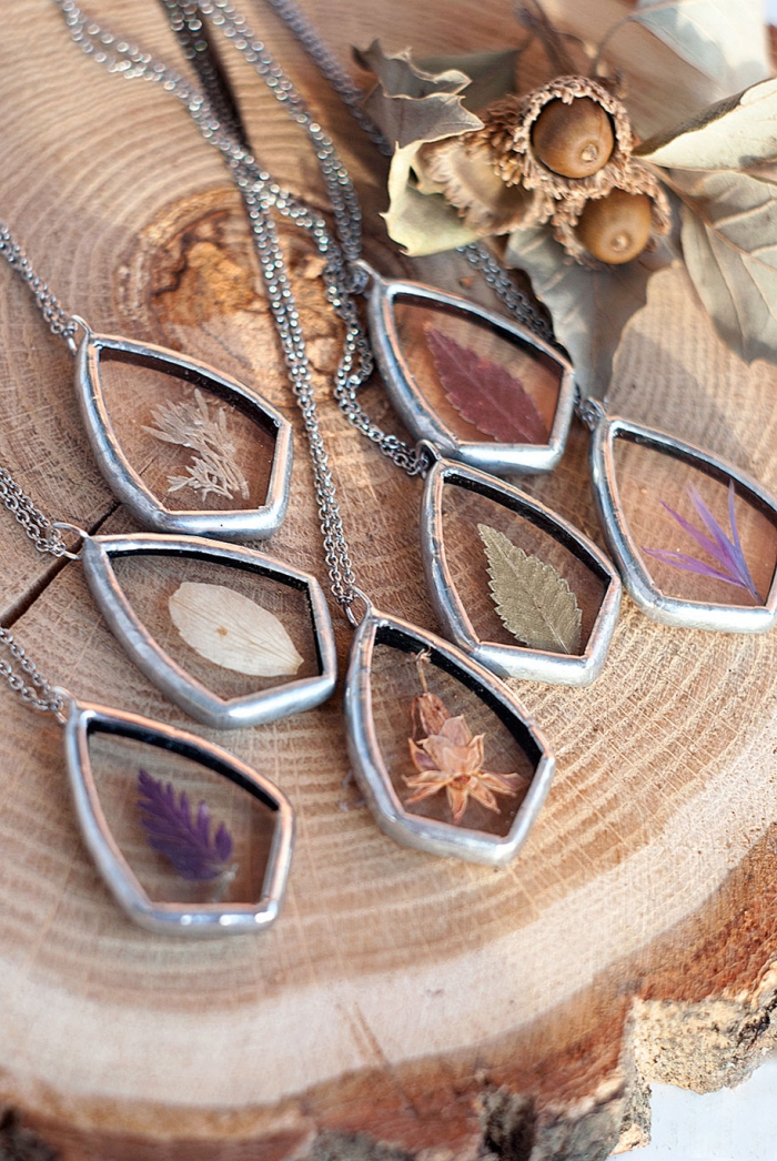 pressed-flower-jewelry-stanislava-korobkova-22-2