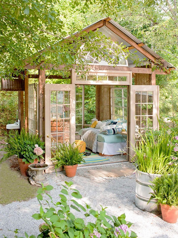she-sheds-garden-woman-caves-13